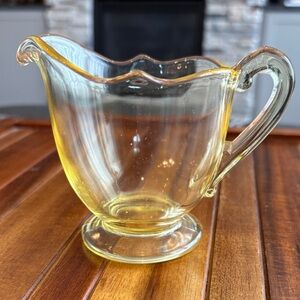 Vintage Fostoria Fairfax Topaz Yellow #2375 Footed Creamer